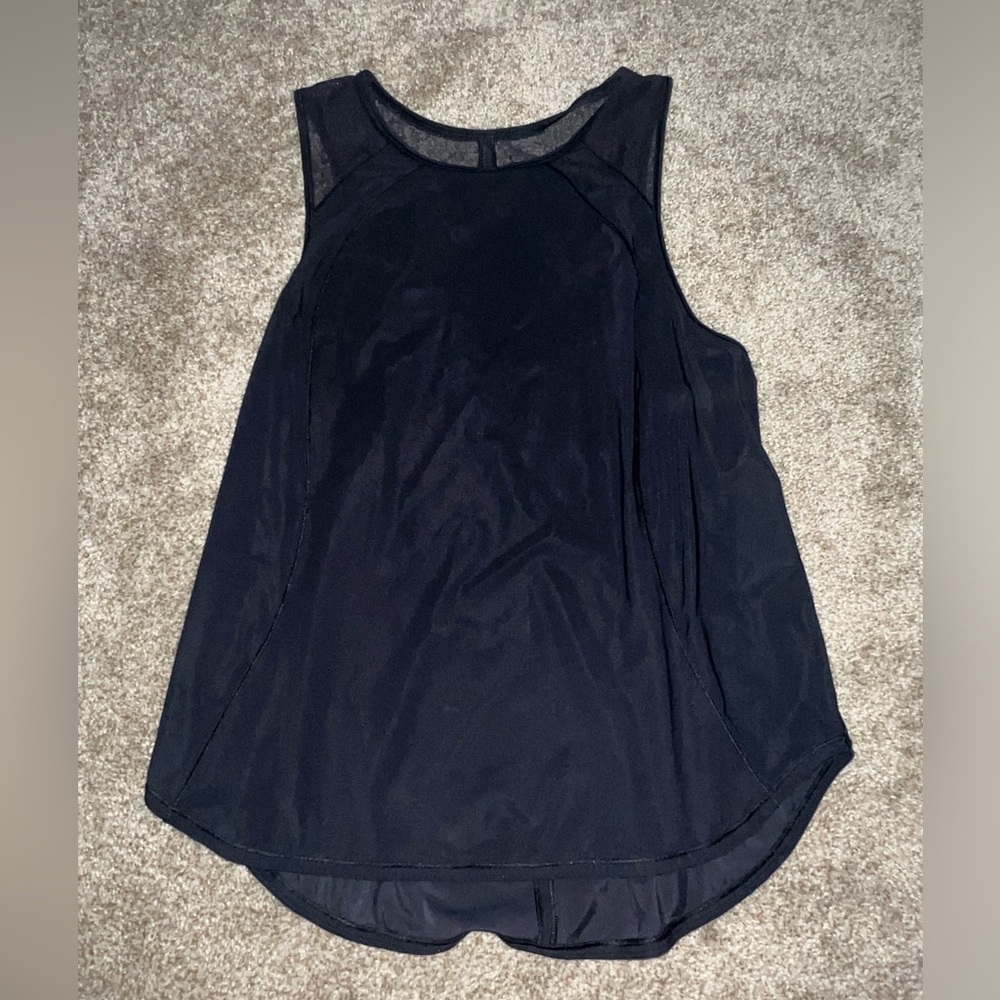 Black lululemon women’s mesh tank top